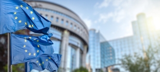 Crece la producción industrial en la zona euro